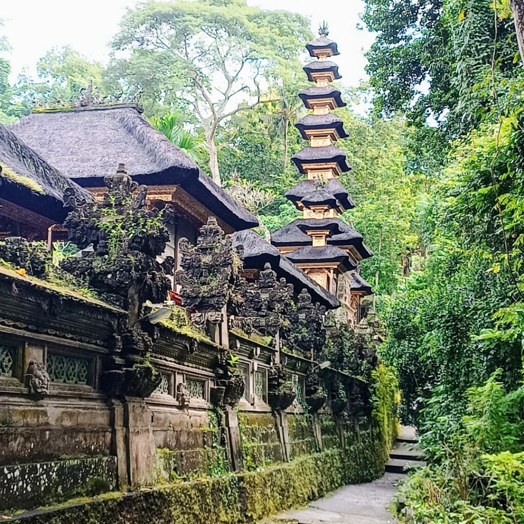 Start trekking from Gunung Lebah Temple.